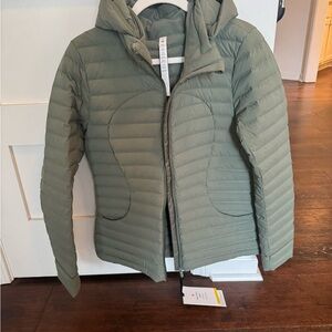 Lululemon Pack it Down Jacket